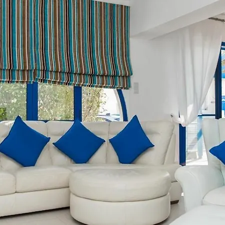 Oceanview 206 Villa Pernera